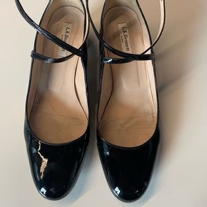LK bennett size 41 black patent leather very good condition